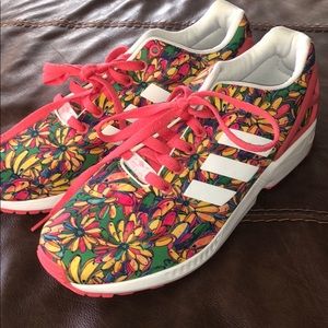 Never worn adidas torsion